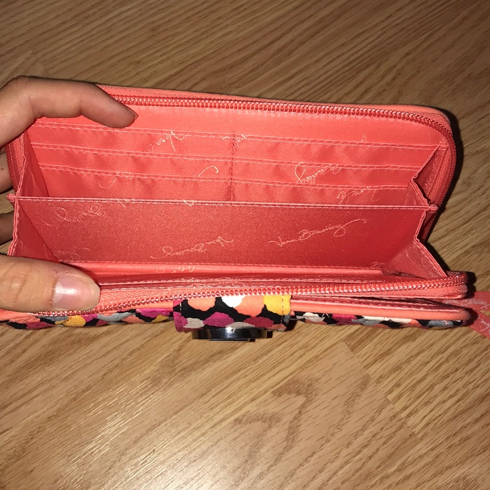 Wallet - Picture 2 of 3